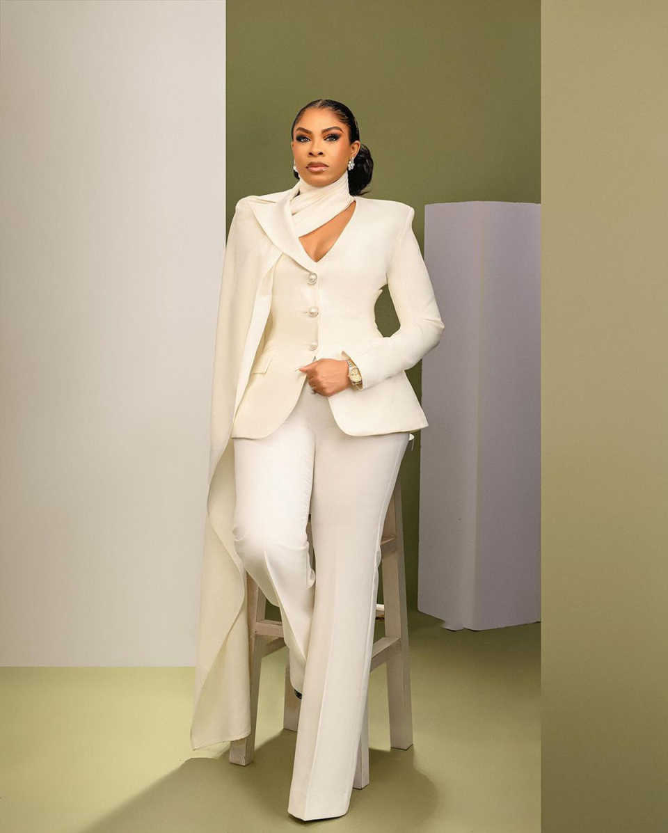 Designer Women Pants Suits Cus - Women Formal Wear Designers reseña y precio